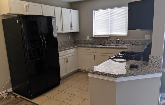 2 beds, 2 baths, $1,250, Unit # 102