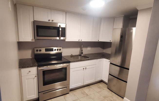 1 bed, 1 bath, 600 sqft, $2,300, Unit G