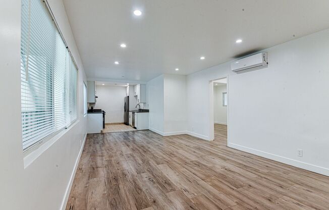 4324 Ventura Canyon Ave (near Ventura Blvd) Gem