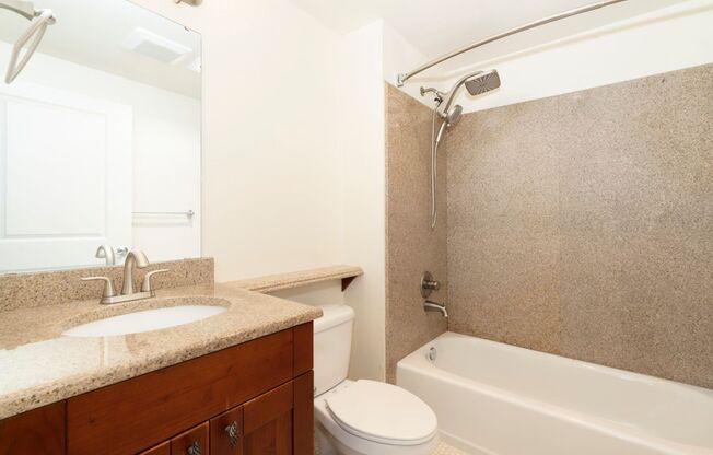 2 beds, 2 baths, 856 sqft, $2,750, Unit #201