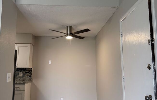 1 bed, 1 bath, 740 sqft, $1,050, Unit 203