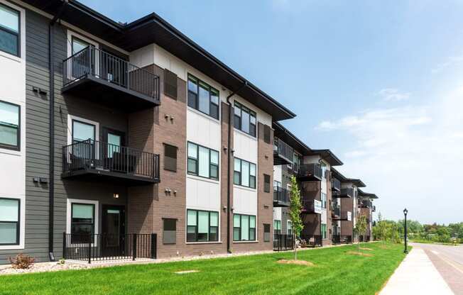 Green Space  at Shady Oak Crossing, Minnesota, 55343