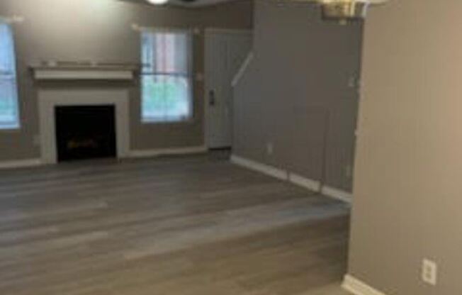 3201 Donnelly Corcle #306