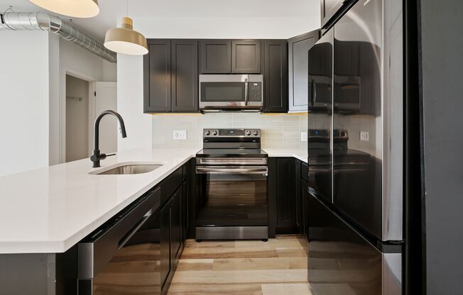 1 bed, 1 bath, 615 sqft, $1,495, Unit 506