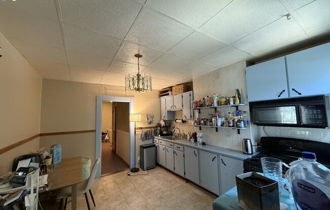 392 WINDSOR