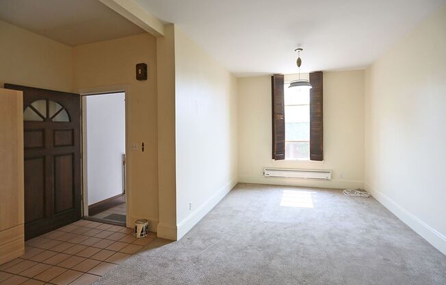 OPEN HOUSE: Sunday (7/20) 3:00pm-3:30pm. First floor 1BR/1BA on Telegraph Hill, Lots of Natural Light! Fantastic San Francisco Location! (444 Greenwich Street #1)