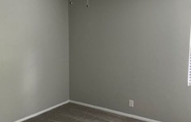 3 beds, 2 baths, 1,319 sqft, $1,230, Unit 55