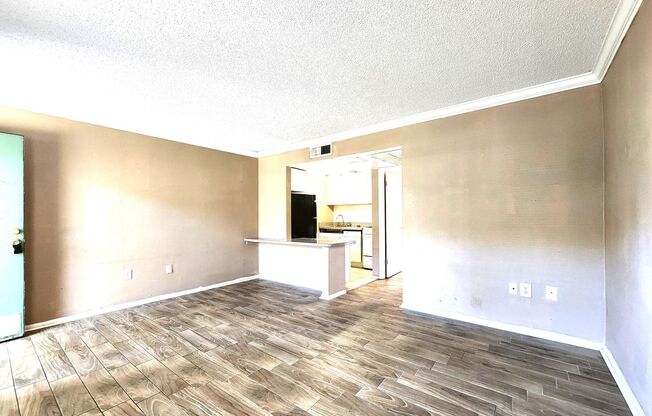 1 BR/1 BA Condo; Ground Floor Unit; All-Tile Flooring; Pool; Water/Sewer INCLUDED in the Rent!