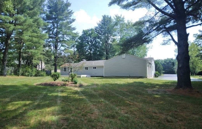 42 LOWELL RD