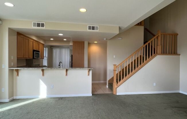 Immaculate 3 Bedroom 2.5 Bath Townhome With Lots of Sunlight and Steps From Luna Park