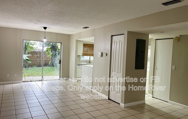 5233 TENNIS CT CIR