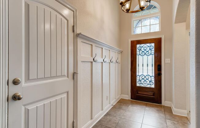 3BR/3 Bath with Upstairs Bonus Room in Cibolo, TX