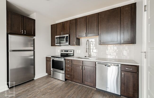 1 bed, 1 bath, $1,425, Unit 1112 N 4th St. Apt. 208