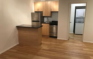 Studio, 1 bath, 400 sqft, $1,350, Unit 00 - 100