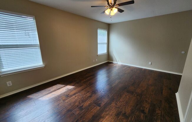 3 beds, 2 baths, $1,745