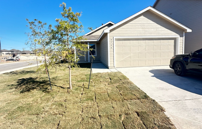 3 beds, 2 baths, $1,495