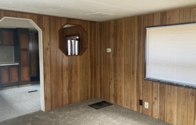 863 Lou Ann Lane available now!!