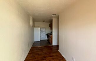 2 beds, 1 bath, $1,195, Unit # 5