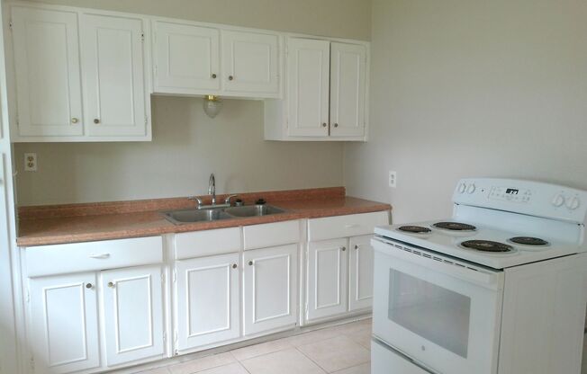 4833 Mokry - 3/Bed 2/Bath - $1550/month