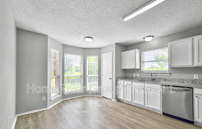 1140 SANDALWOOD DR