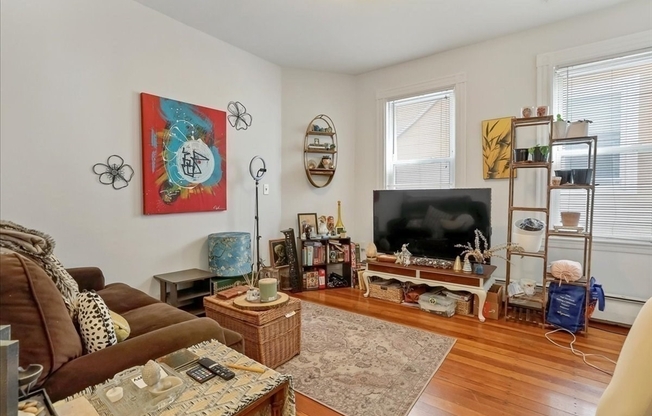 10 BYNNER ST