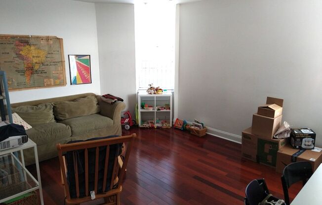 1 bed, 1 bath, $1,299, Unit 3F