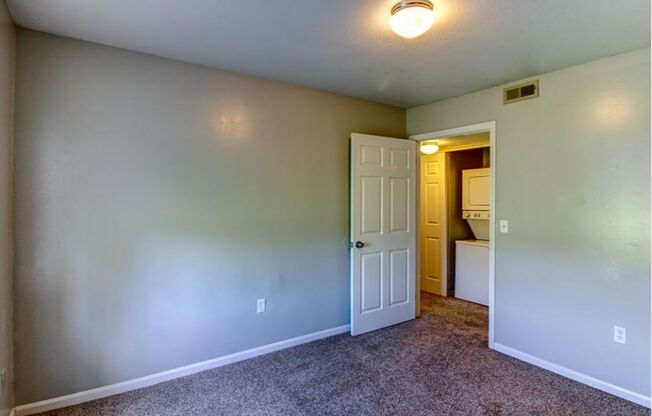 1 bed, 1 bath, 615 sqft, $925, Unit E205
