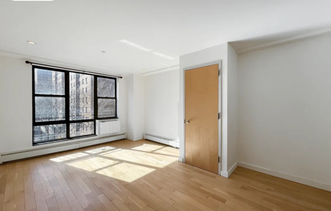 3 E 115th St 8A