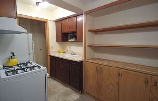 1 bed, 1 bath, 650 sqft, $1,005, Unit 303