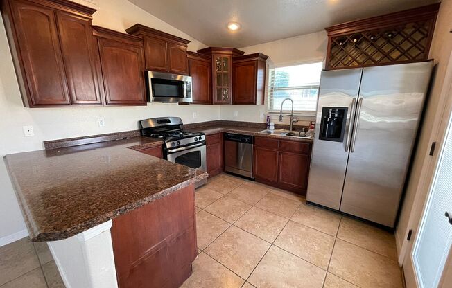 Charming East Side Gem – Prime Location Near Loop 375!