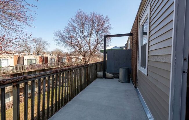 1 bed, 1 bath, 760 sqft, $950, Unit H5 (1BR)