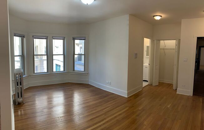 Studio, 1 bath, $1,195, Unit 4847-2C