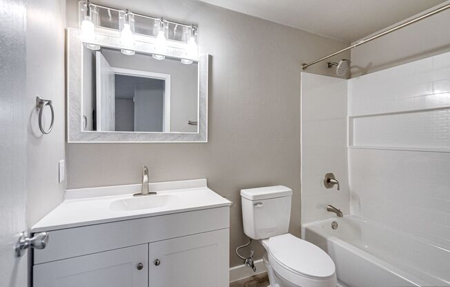 1 bed, 1 bath, 582 sqft, $949, Unit 2271-07