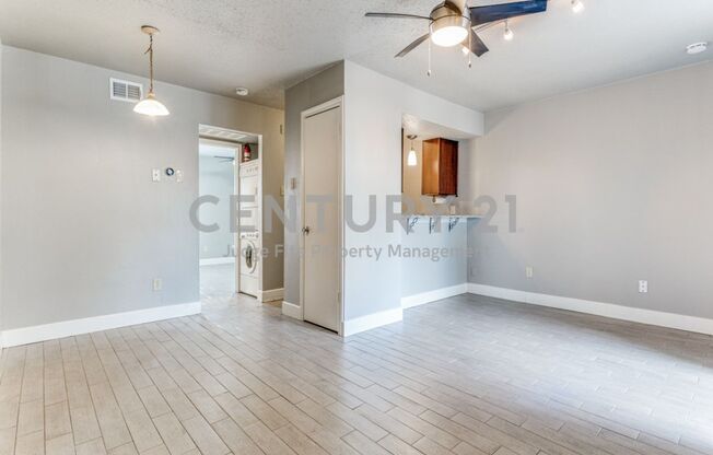 Beautiful 1/1 Condo in Dallas!