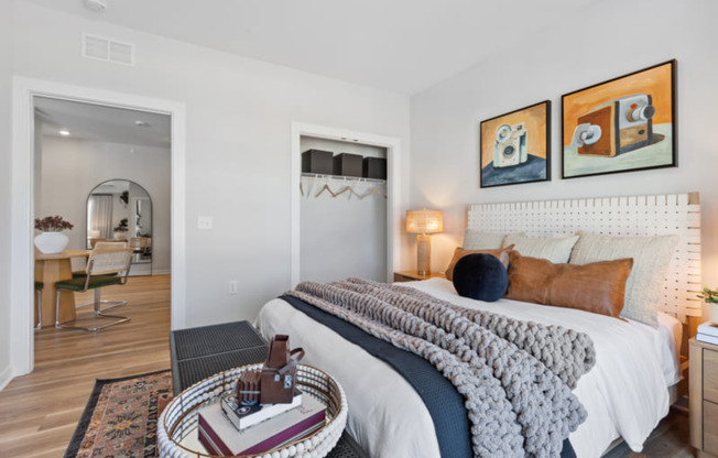 2 beds, 2 baths, 1,084 sqft, $2,480, Unit 6201