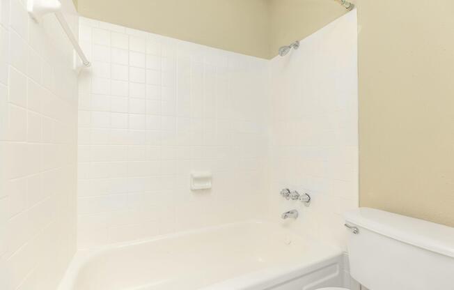 2 beds, 2 baths, 1,150 sqft, $1,110