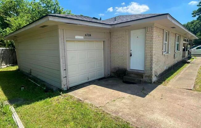 Great and Affordable Duplex in Plano!