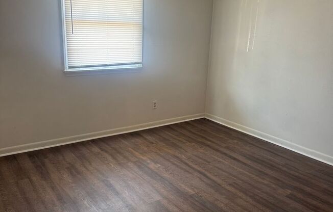 1 bed, 1 bath, 550 sqft, $725, Unit 191