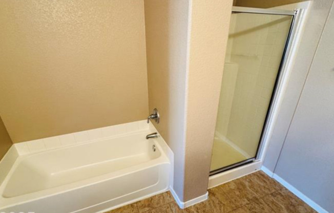 2 beds, 2 baths, $1,745, Unit UNIT 3214