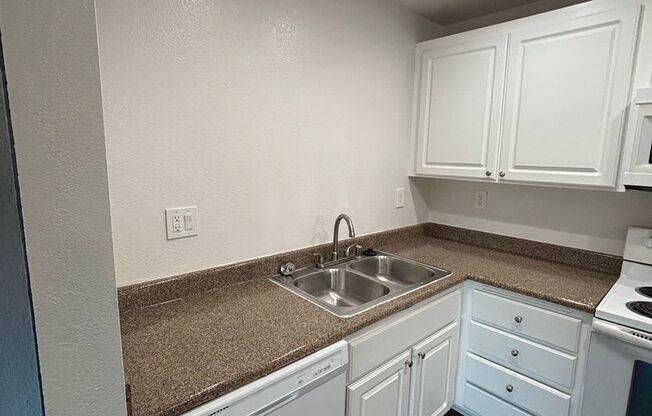 1 bed, 1 bath, 750 sqft, $2,220, Unit 1804