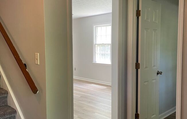 3 BR 2 1/2 Bath home located off Mitchell Bridge Road in West Wood Hills!
