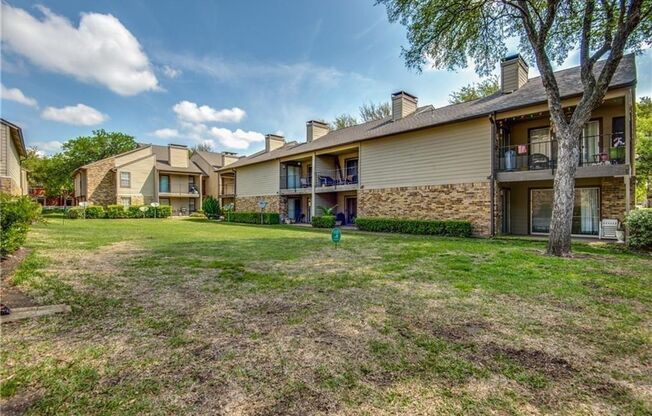 1 bed, 1 bath, $1,350, Unit #2054