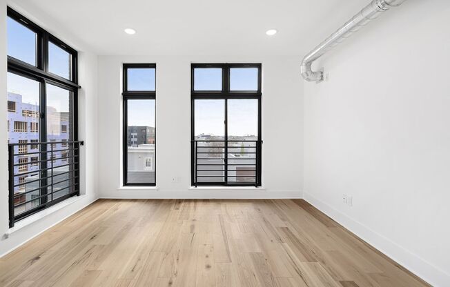 2 beds, 2 baths, 933 sqft, $2,095, Unit 405