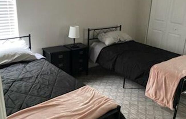 3 beds, 2 baths, , $5,700