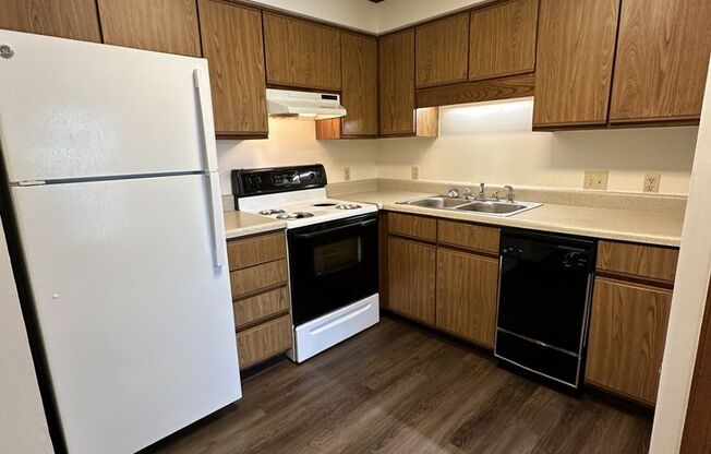 1 Bedroom 1 Bathroom Condo!