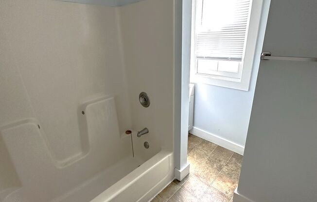 12-14 Saint Louis St