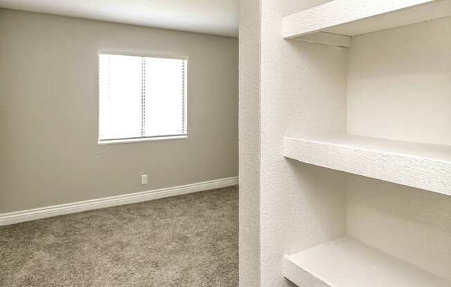 Beautiful newly-renovated one, two and three bedroom apartment townhomes with high-end finishes at Highpoint Apartments in Omaha, NE