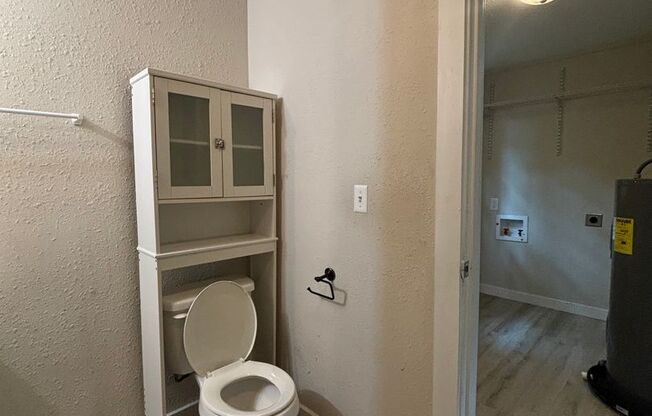 1 bed, 1 bath, $750