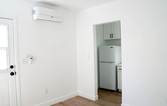 Studio, 1 bath, 250 sqft, $1,395