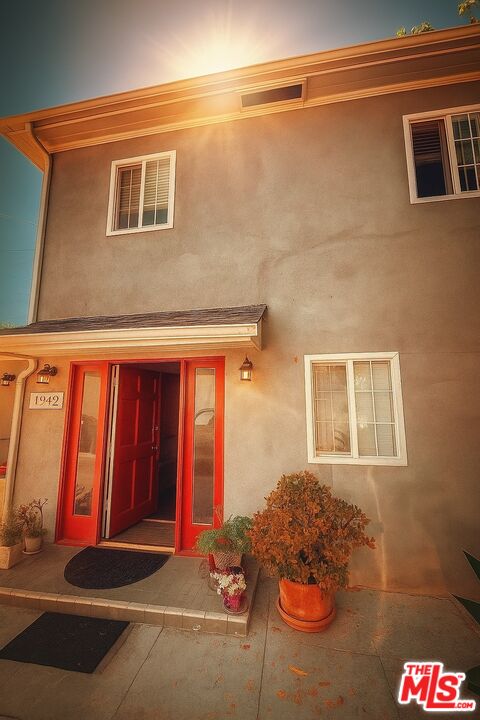 1942 WELLINGTON RD